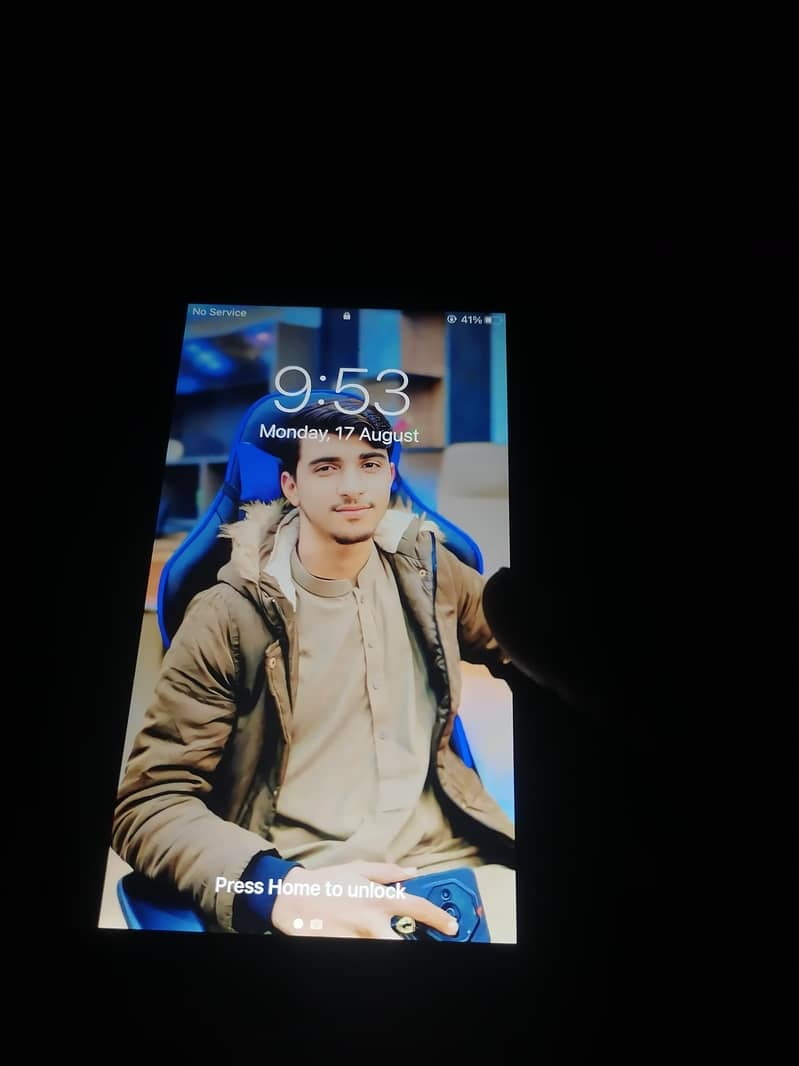 Apple iPhone 7 Plus 3