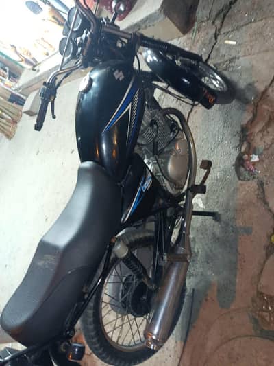 Suzuki gs 150 cc model 2015 0//3//3///9///4///0///8//0//8//8//8//