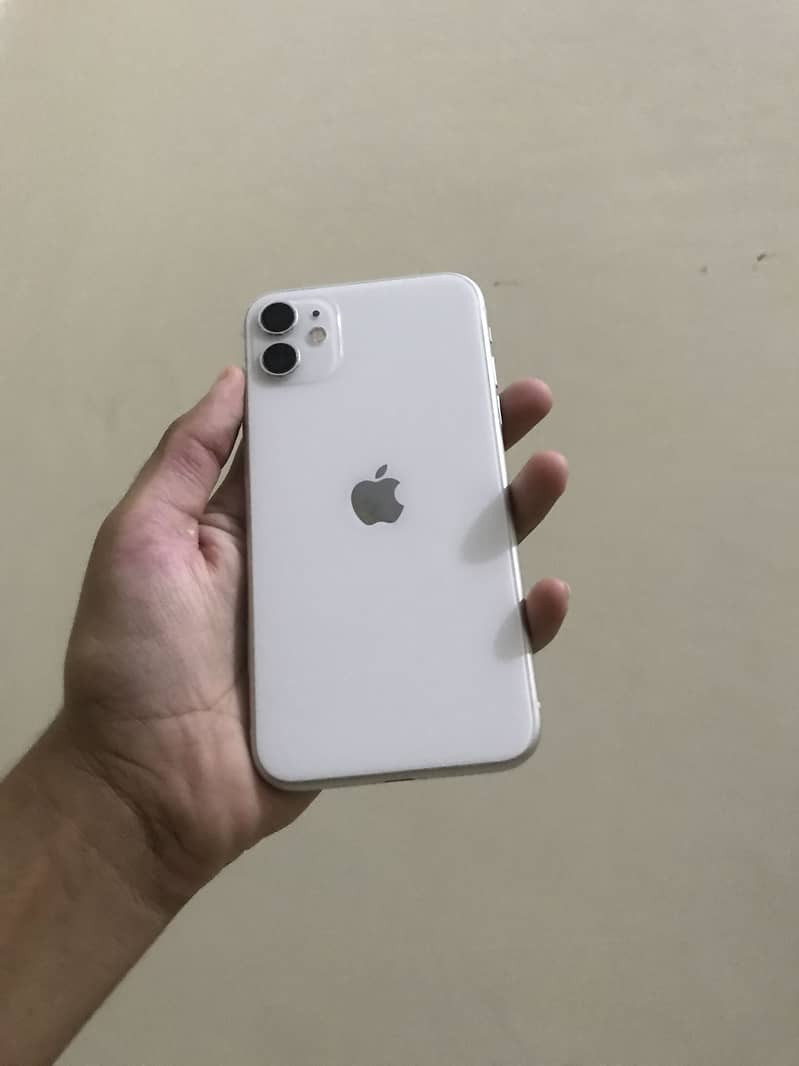 Apple iPhone 11 0