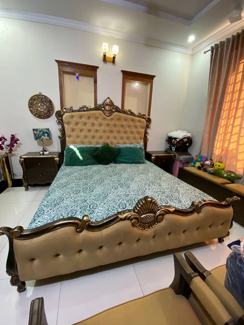 King size Double bed 1