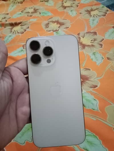 Apple iPhone 16 Pro Max
