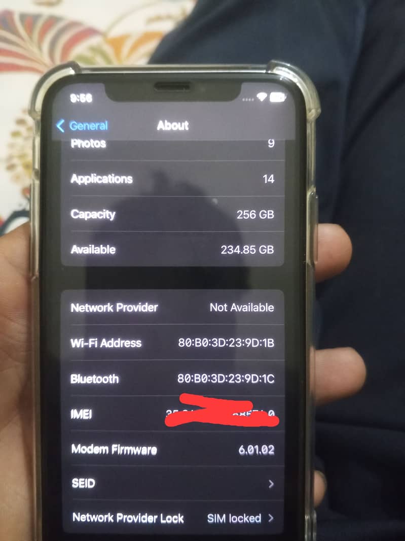 Apple iPhone X 4