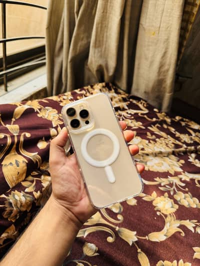 Apple iPhone 16 Pro Max