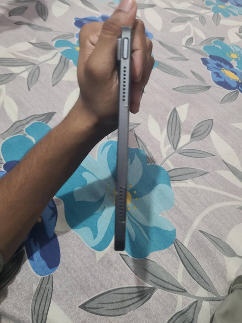 REDMEGIC NOVA TABLET 4