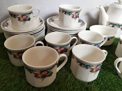 vintage style tea set