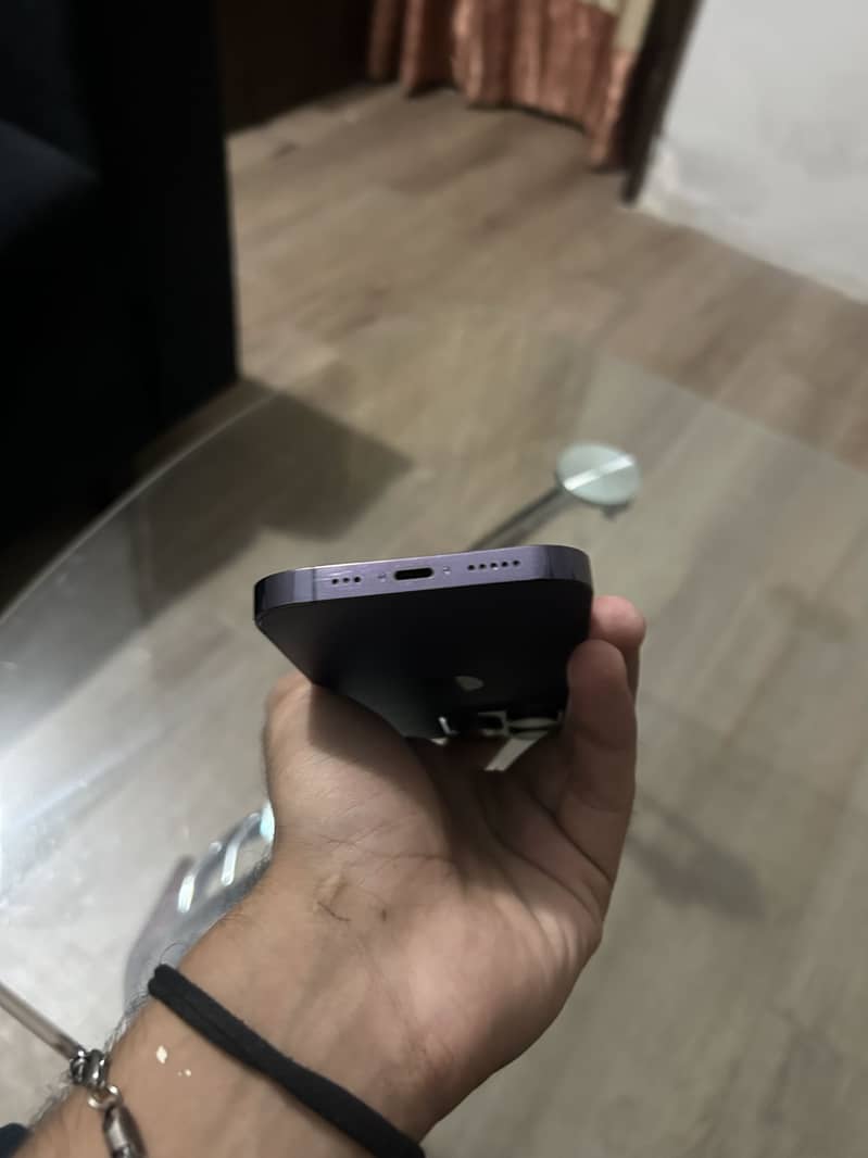 Iphone 14 pro 4