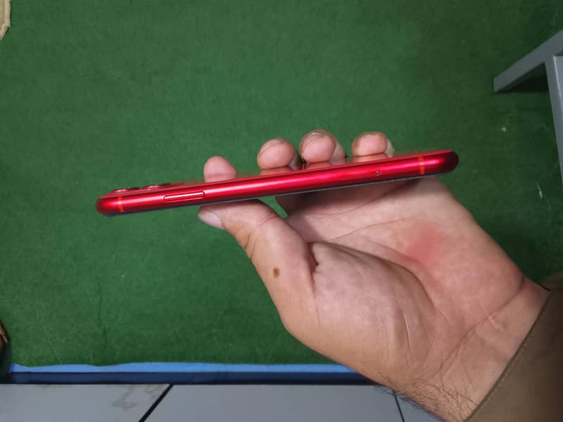 Apple iPhone 11 3