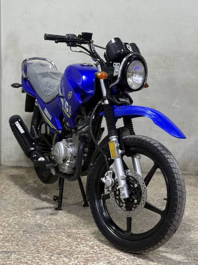 Yamaha ybr125g 2021 model ( low millage )