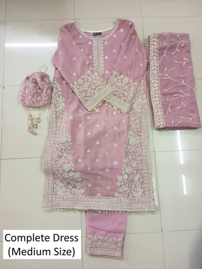 Tradional 3 Piece Wedding Wear Dress for Sale