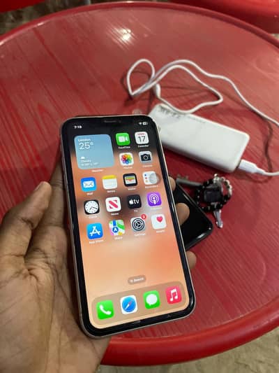 Apple iPhone XR