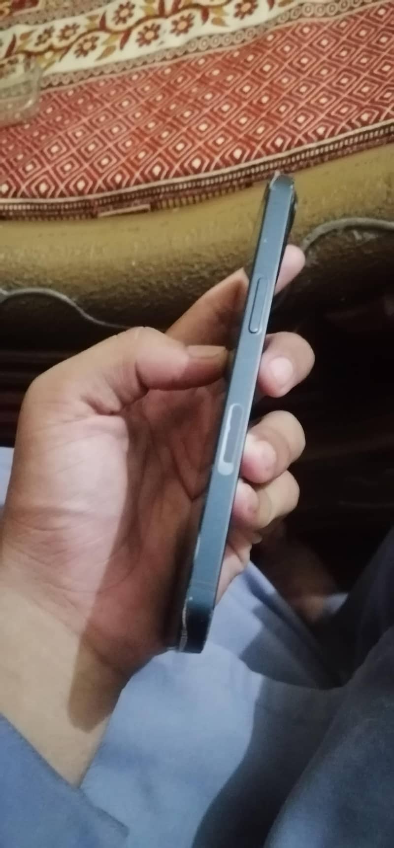Apple iPhone 13 1
