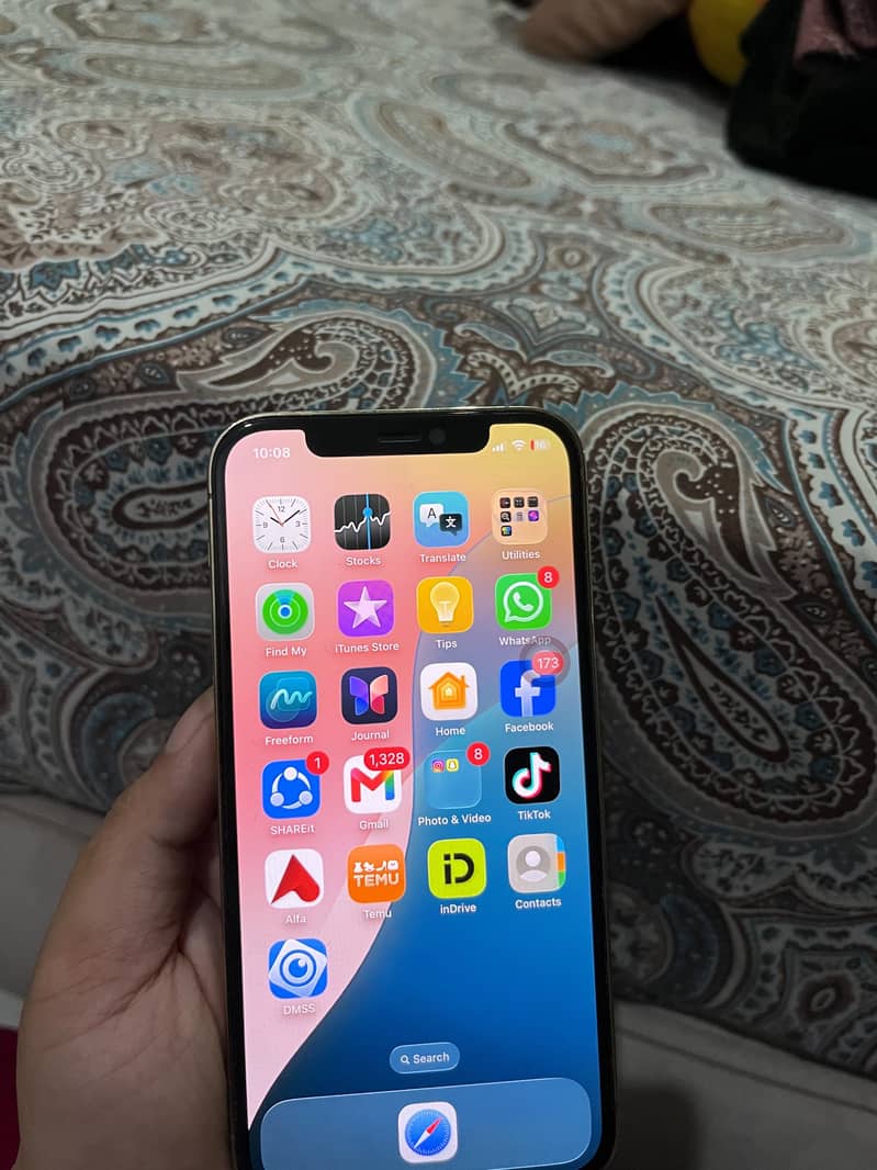 iPhone 12 Pro 0