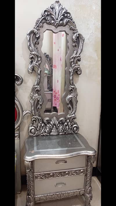side tables with miror