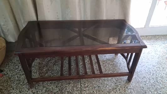 Central coffee table