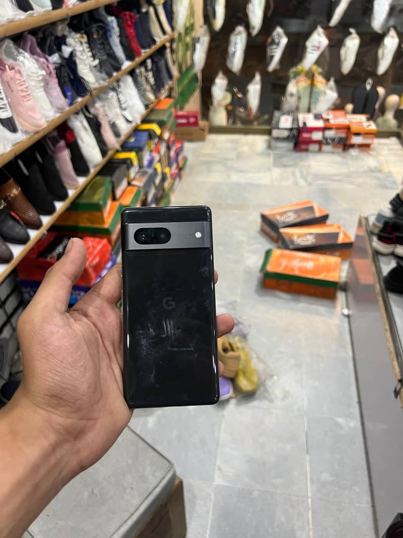 Google Pixel 7 3