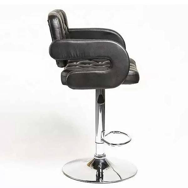 Bar stool button design 2
