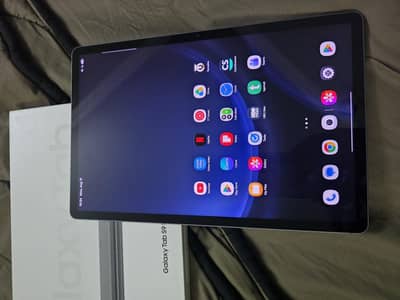 Samsung Tab S9 FE+ Hairline crack on Screen