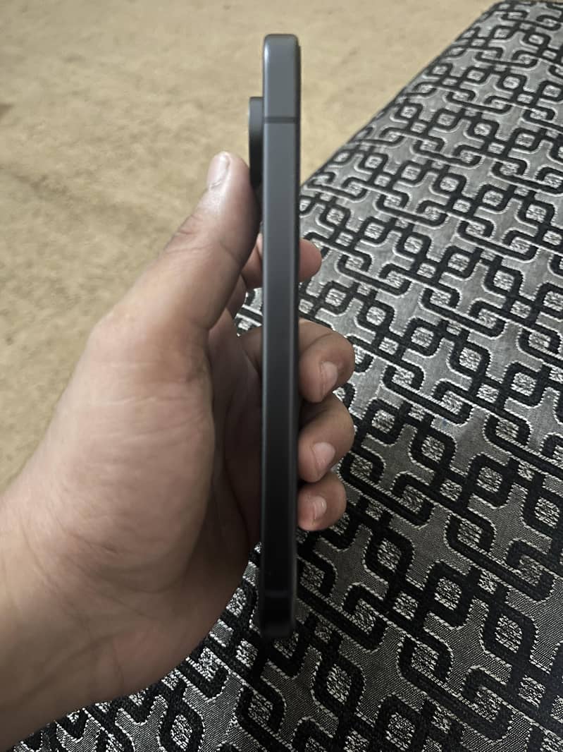Google Pixel 9 3