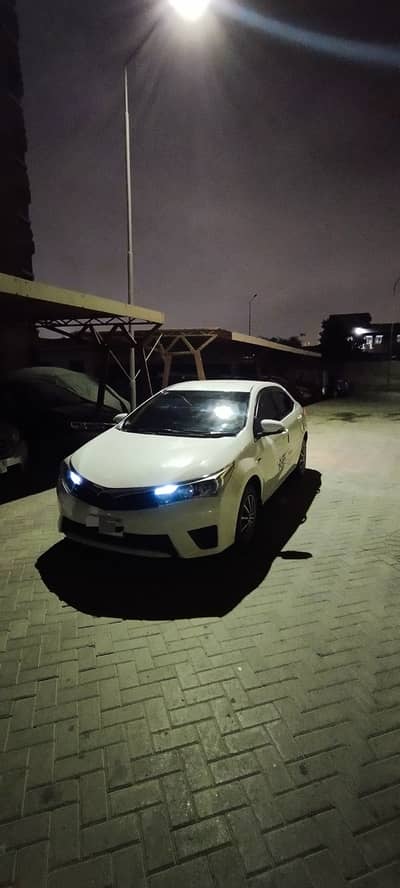 CAR FOR URGENT SALE- TOYOTA COROLLA 2017