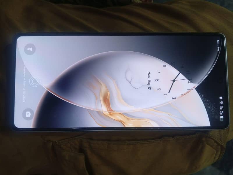 Tecno CAMON 30 Pro 5G 4