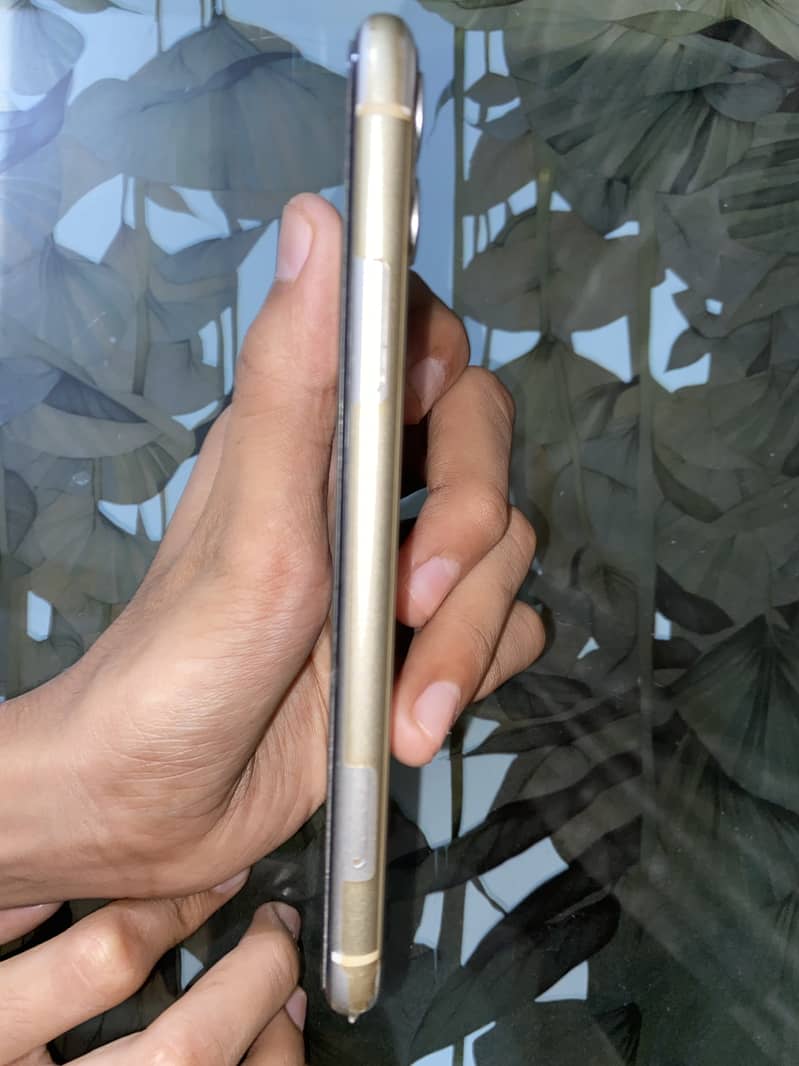 Apple iPhone 11 2