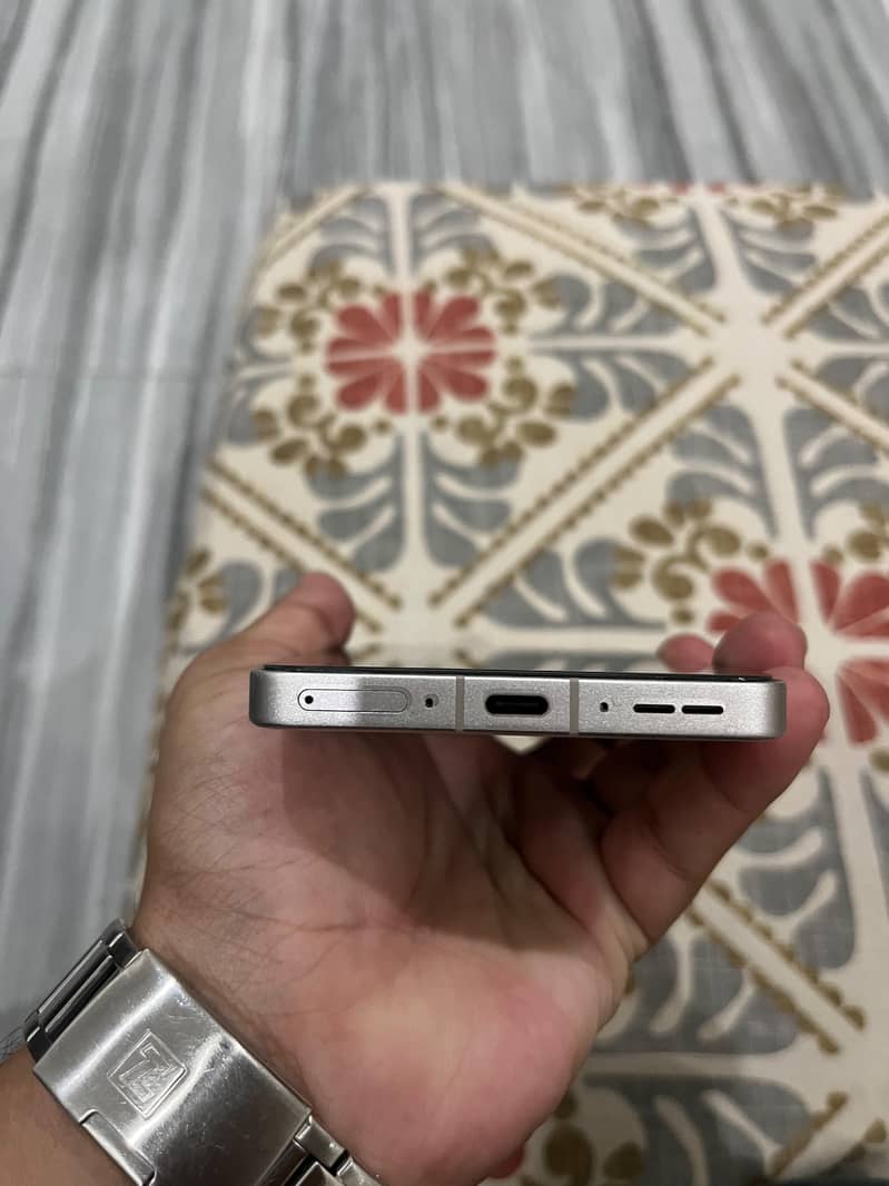 One Plus 13R 3