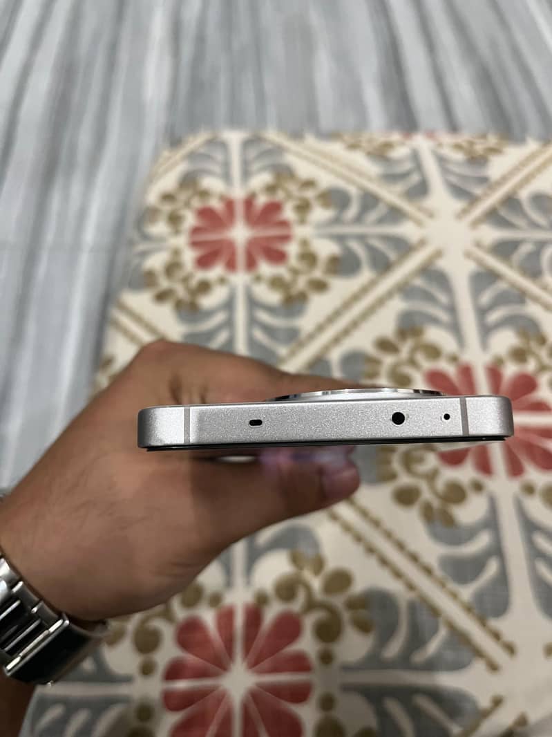 One Plus 13R 5