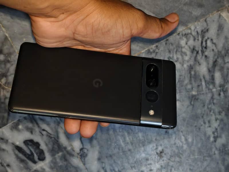 Google Pixel 7 Pro 8