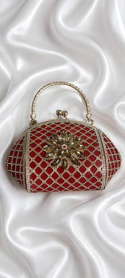 bridal clutch