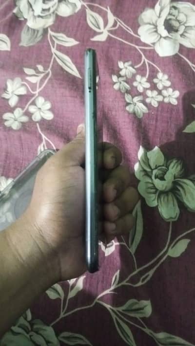 Infinix Hot 8