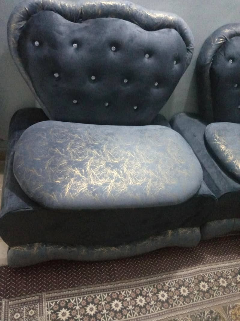 condition new 2