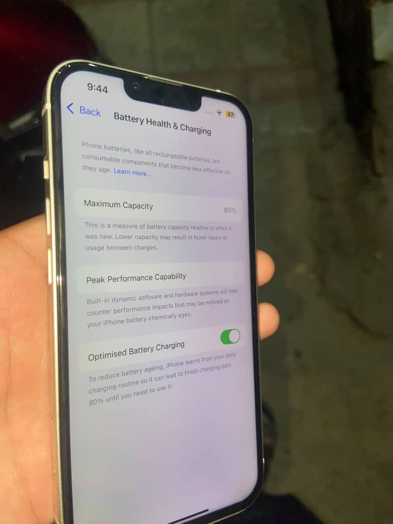 Apple iPhone 13 7