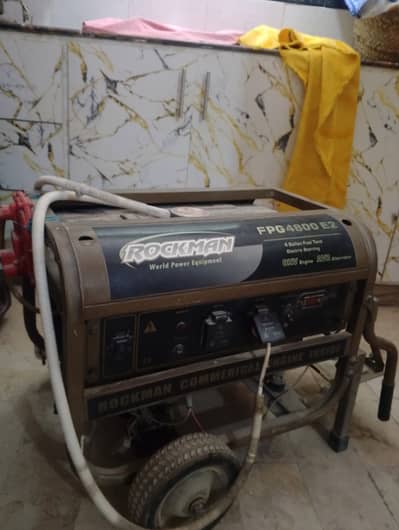 ROCKMAN Generator 2.8 KVA, JAPANEESE, Used, auto starter, gas n fuel
