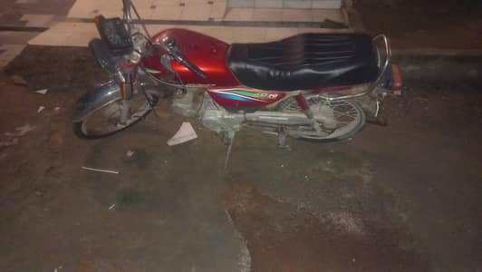 HONDA CD 70 2016 MODEL RED COLOUR