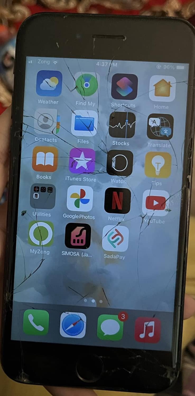 Apple iPhone 7 2