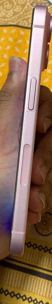 Apple iPhone 15