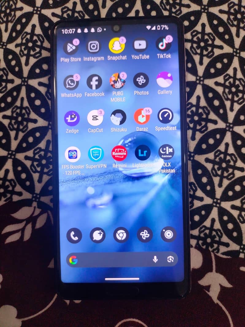 Sharp Aquos Sense 1