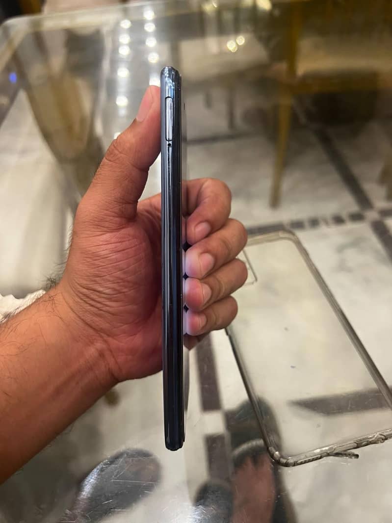 Vivo V21e 6