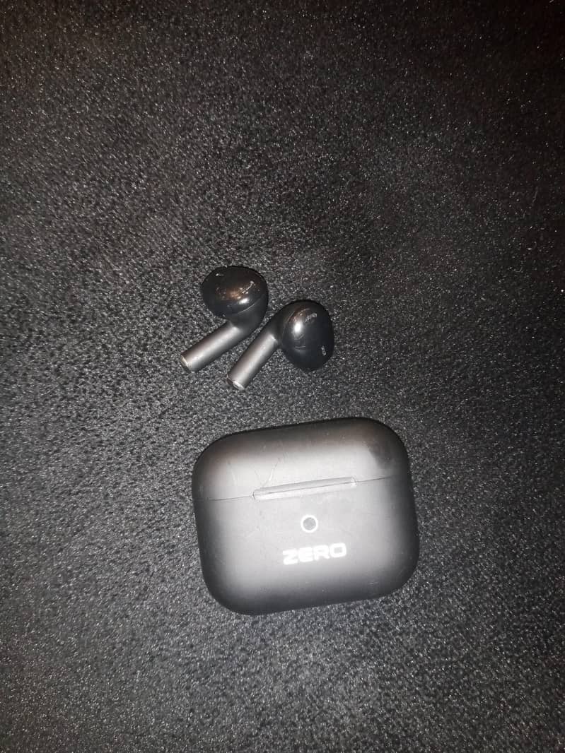 ZERO AIRPODS 0