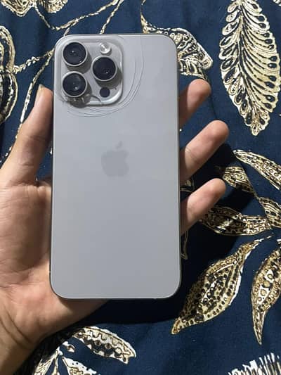 Apple iPhone 15 Pro Max