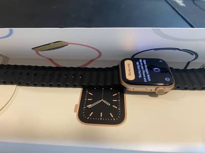 Apple Watch Series 6 – 10/10 Condition, Only 8 Months Used