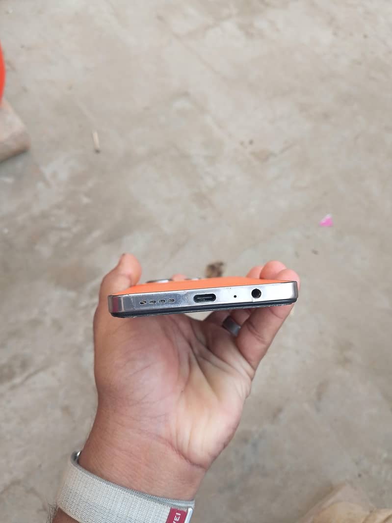 Infinix Note 30 6