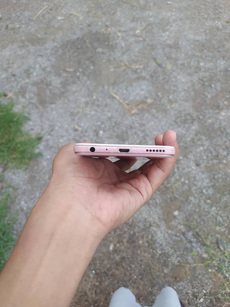 OPPO A57 5