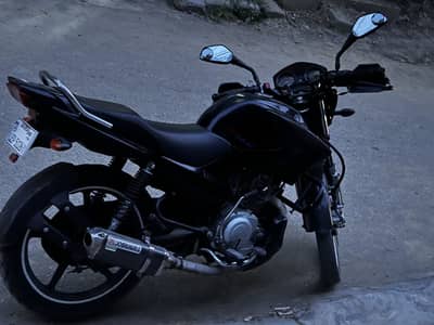 Yamaha YBR 125 modified