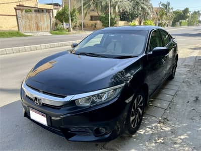 Honda Civic X 2016 1.8 Black (TOP OF THE LINE) Sunroof