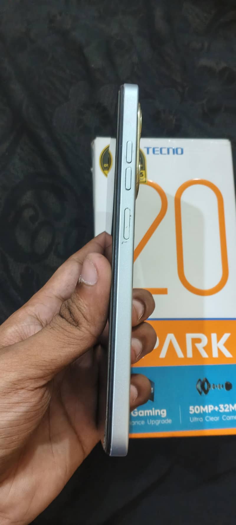 Tecno Spark 20 3