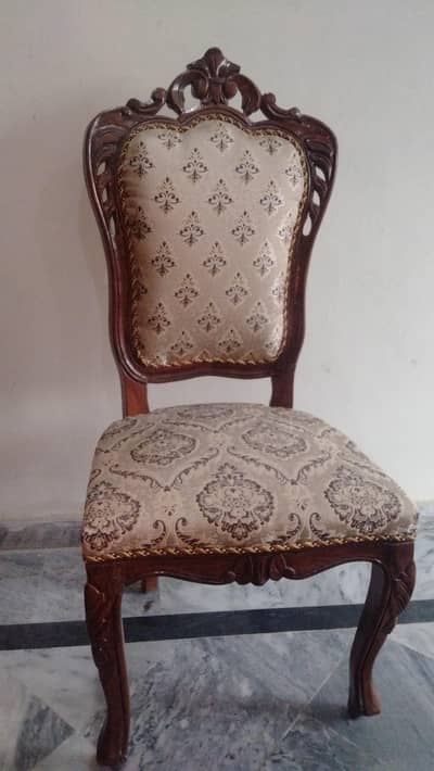 Dinning table