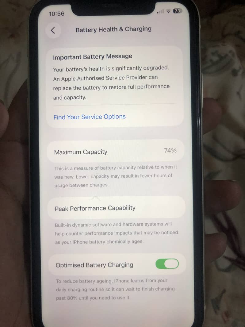 Apple iPhone 11 4