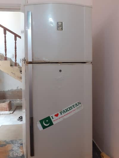 dawlance refrigerator