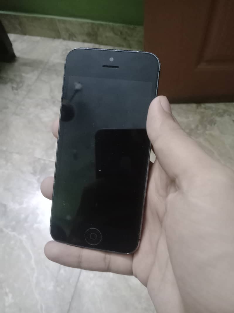 Apple iPhone 5 3
